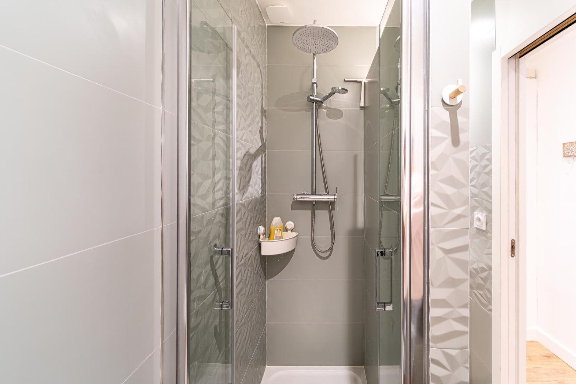 Le Marietton Appartement Cosy A Deux Pas Du Metro Valmy 里昂 外观 照片